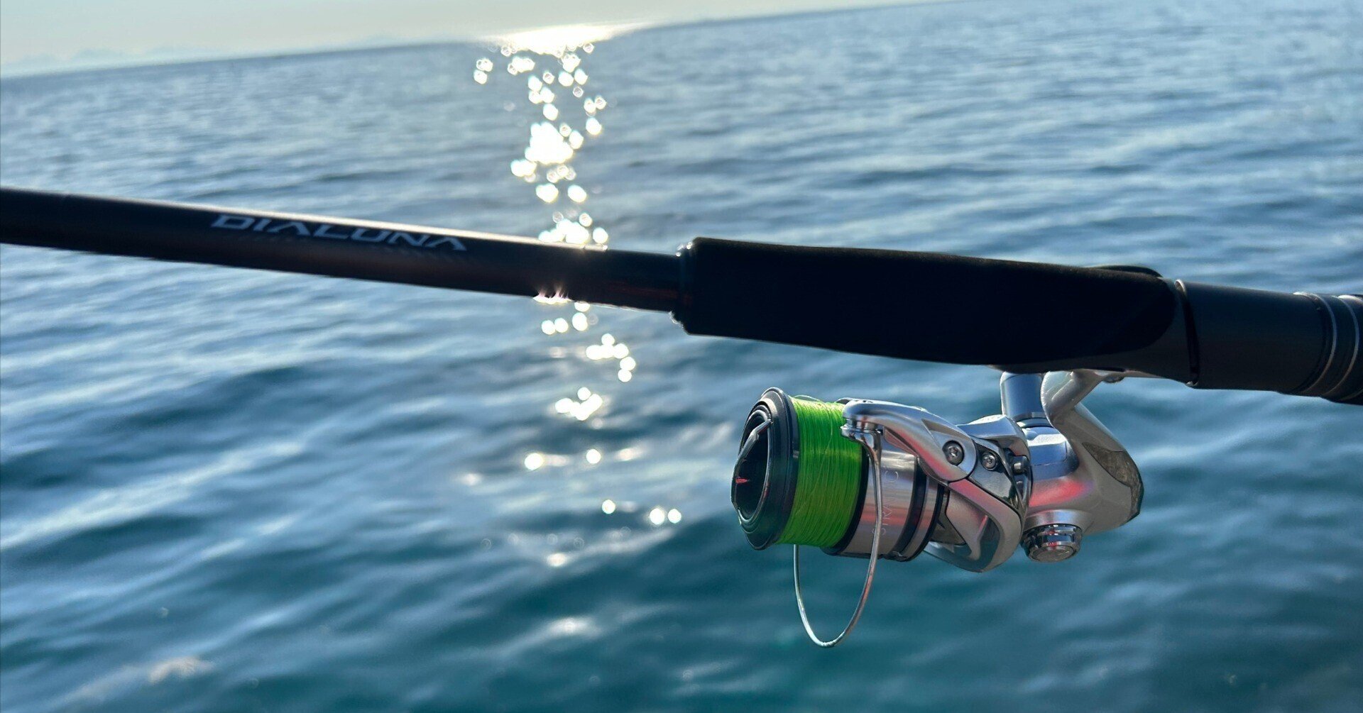 シマノの新ロッド、23ディアルーナs100MHとストラディック