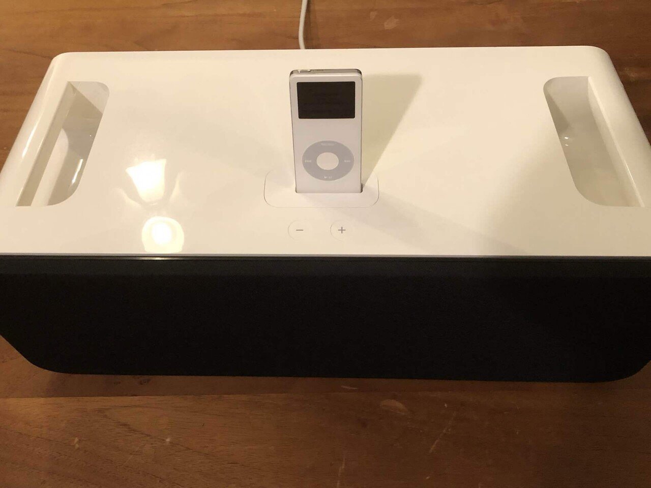 Apple iPod Hi-Fi 結構イイです！｜アラン藤島