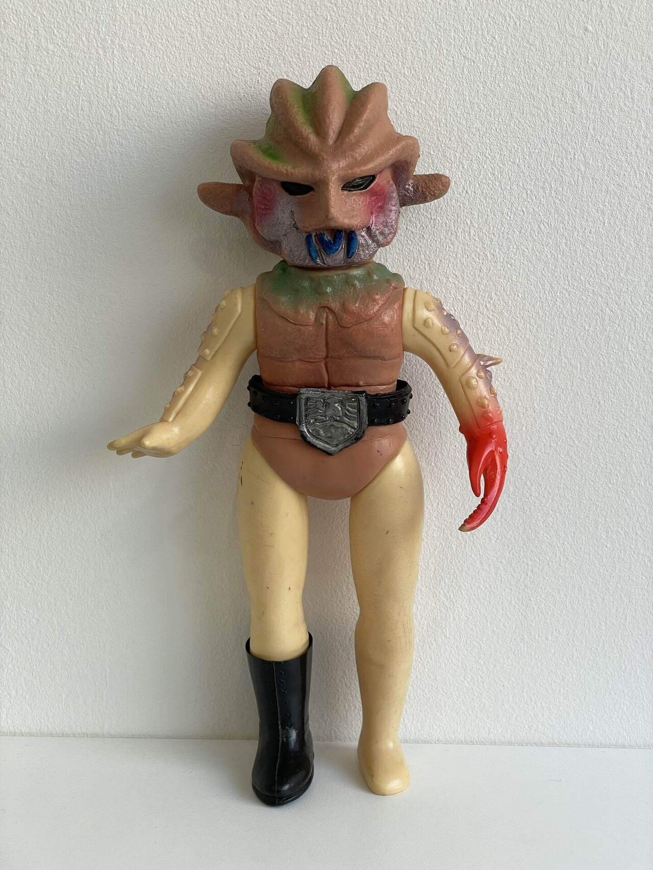 イジリー岡田の【ソフビひとり語り】 仮面ライダー怪人編 カニバブラー