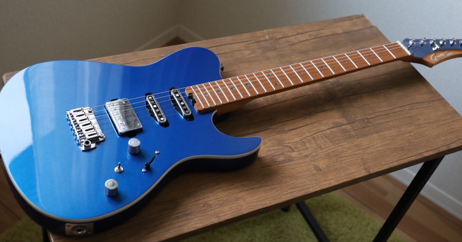 やばい]2万円台なのにローステッドメイプルにステンレスフレット Grote