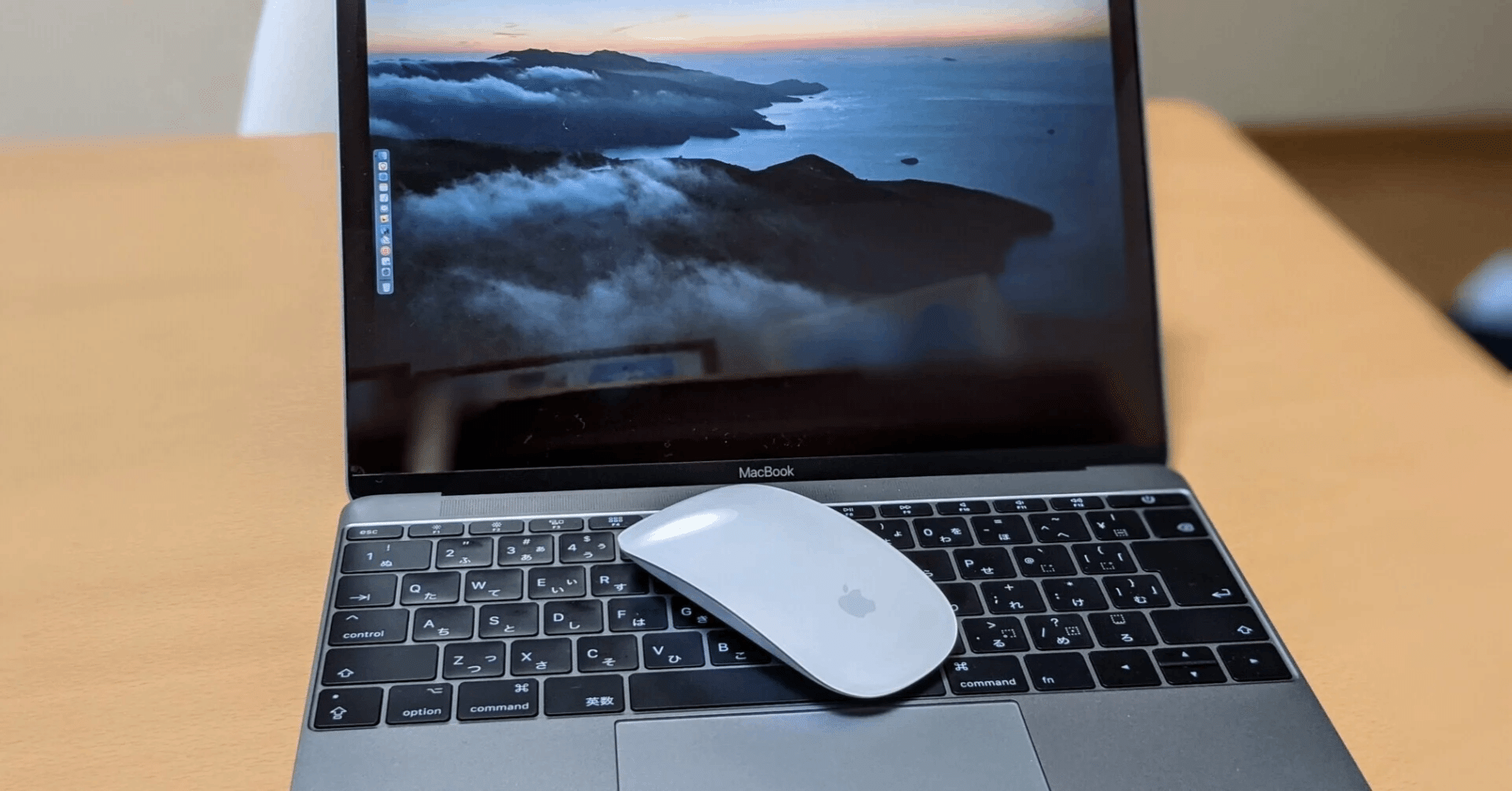 2年半前に購入したMacBook 12インチのレビュー。 2017モデルを未だに