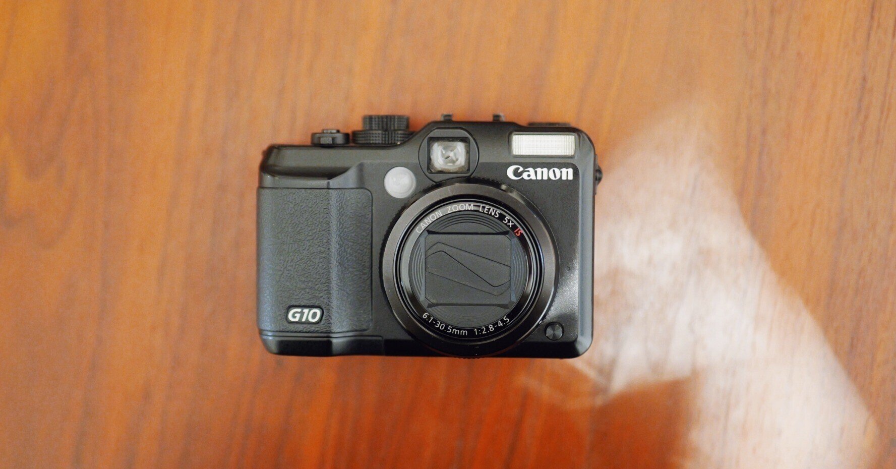 オールドコンデジ】PowerShot G10のサイズ感が可愛すぎてやばい｜鈴木