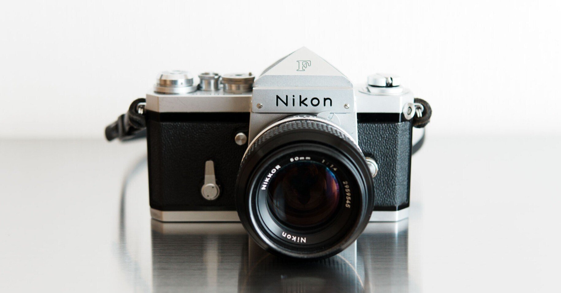 週末セール・綺麗なNikon F(富士山三角ファインダー)／作例あり 綺麗な