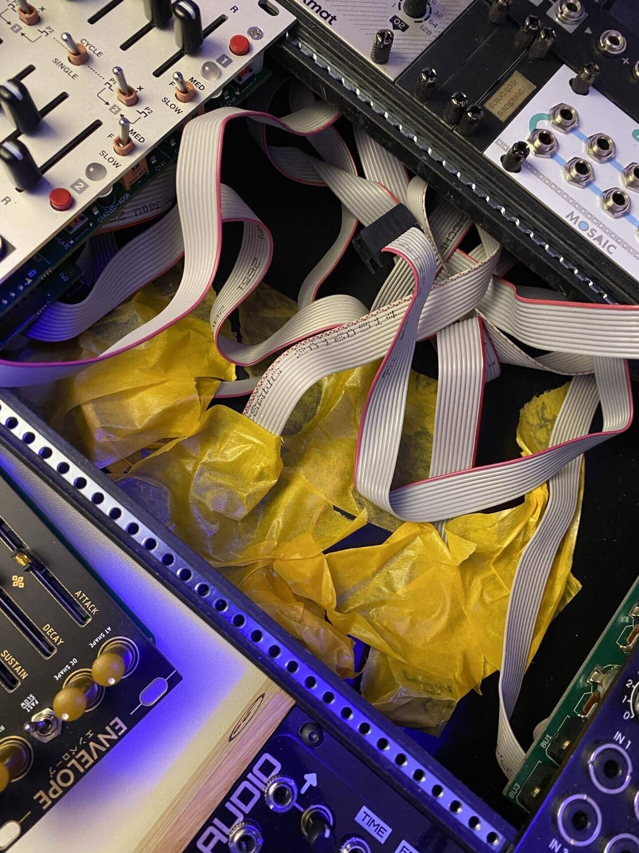 モジュラーシンセ】Intellijelのモジュラーシンセケースについての