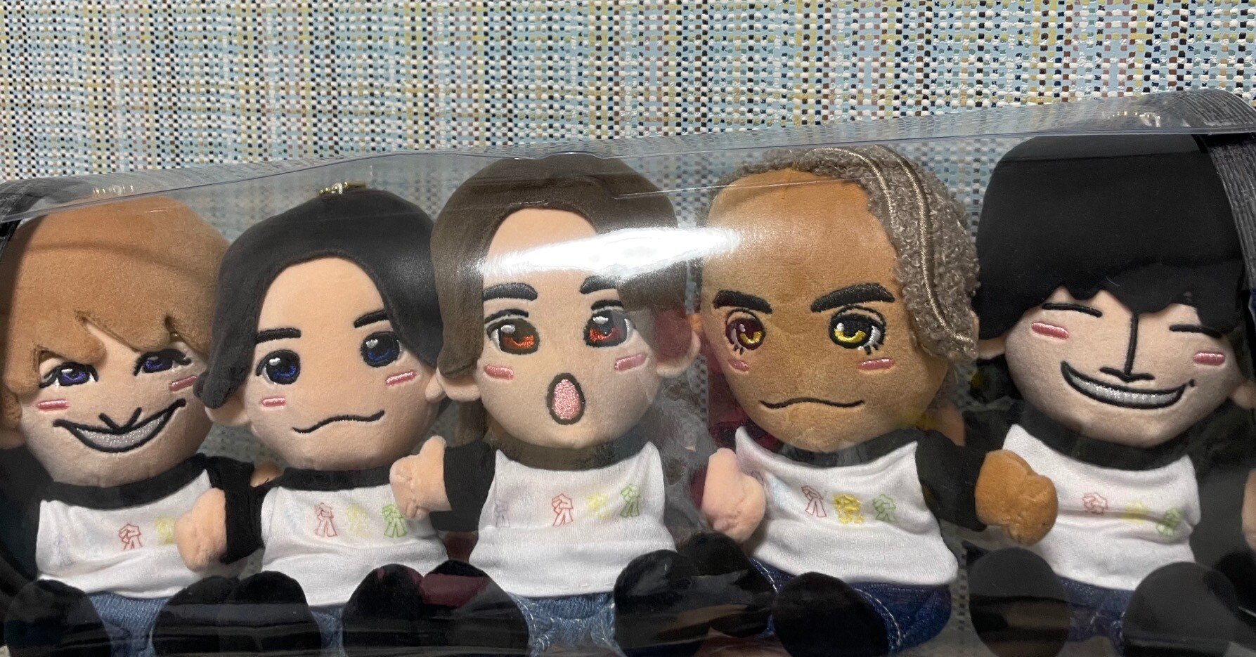 Aぇ! group「世界で1番AぇLIVE」のツアTぬい服の製作過程｜mic