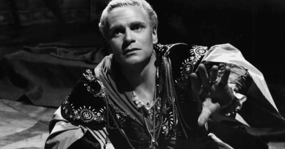 ローレンス・オリヴィエ 『ハムレット』 ： 亡霊・復讐・狂気の