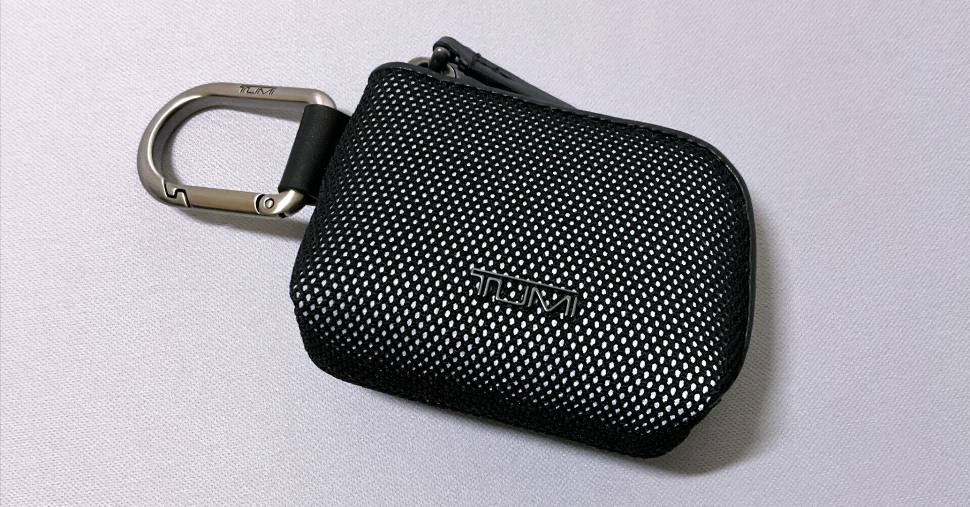 TUMI】 「エクストラ・スモール・ポーチ」レビュー 【ワイヤレス
