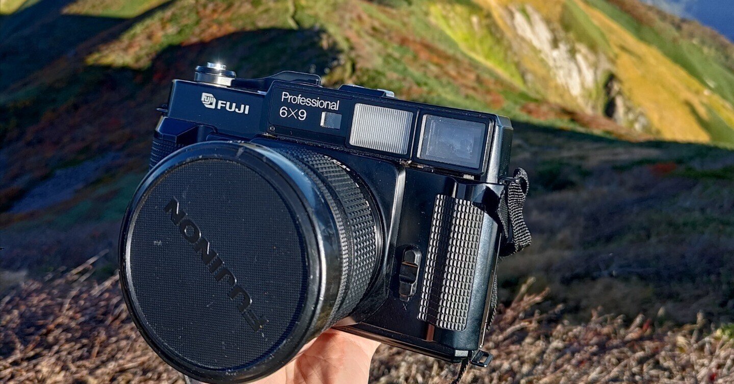 Fuji GW690 Ⅱ 〜中判フィルムカメラ〜 作例Vol.1｜Кошка