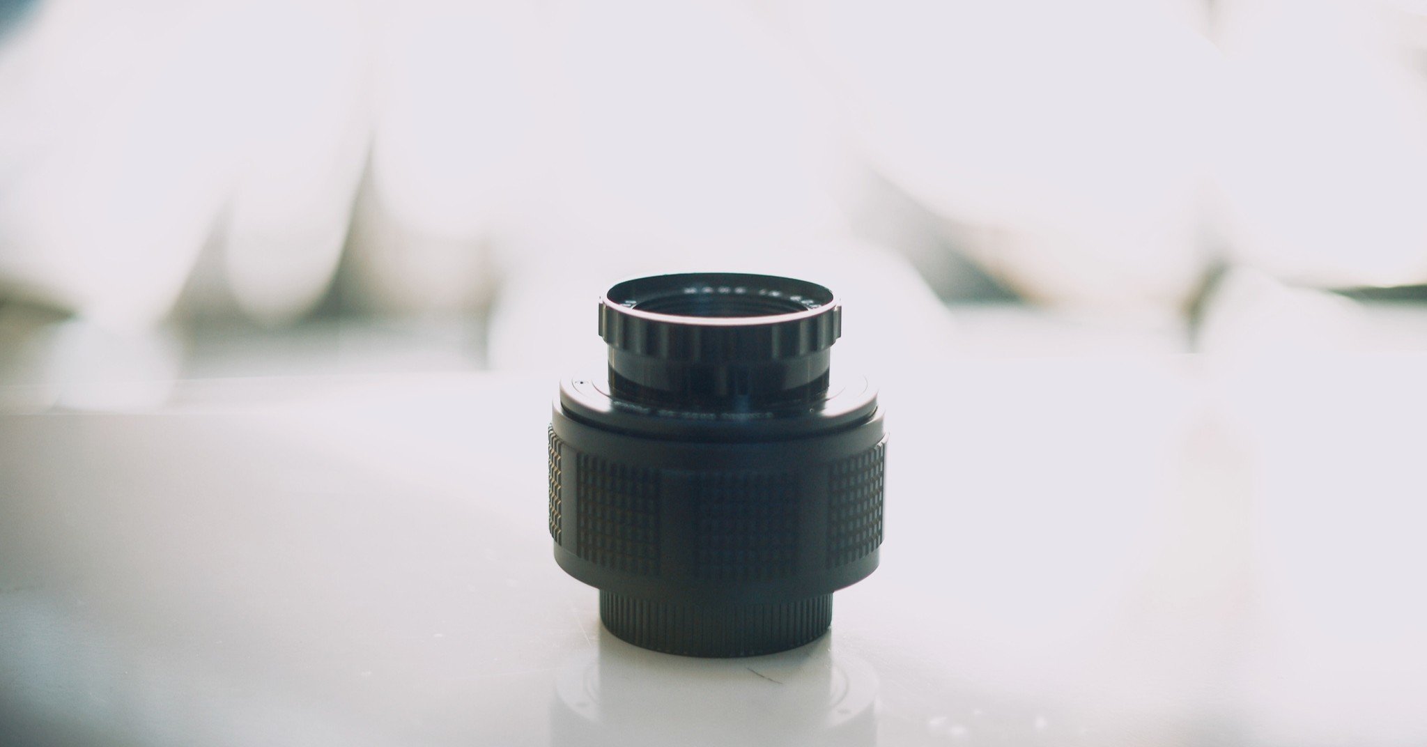 絞り調節もピント調節もできないオールドレンズ】Pentacon AV 80mm/f2