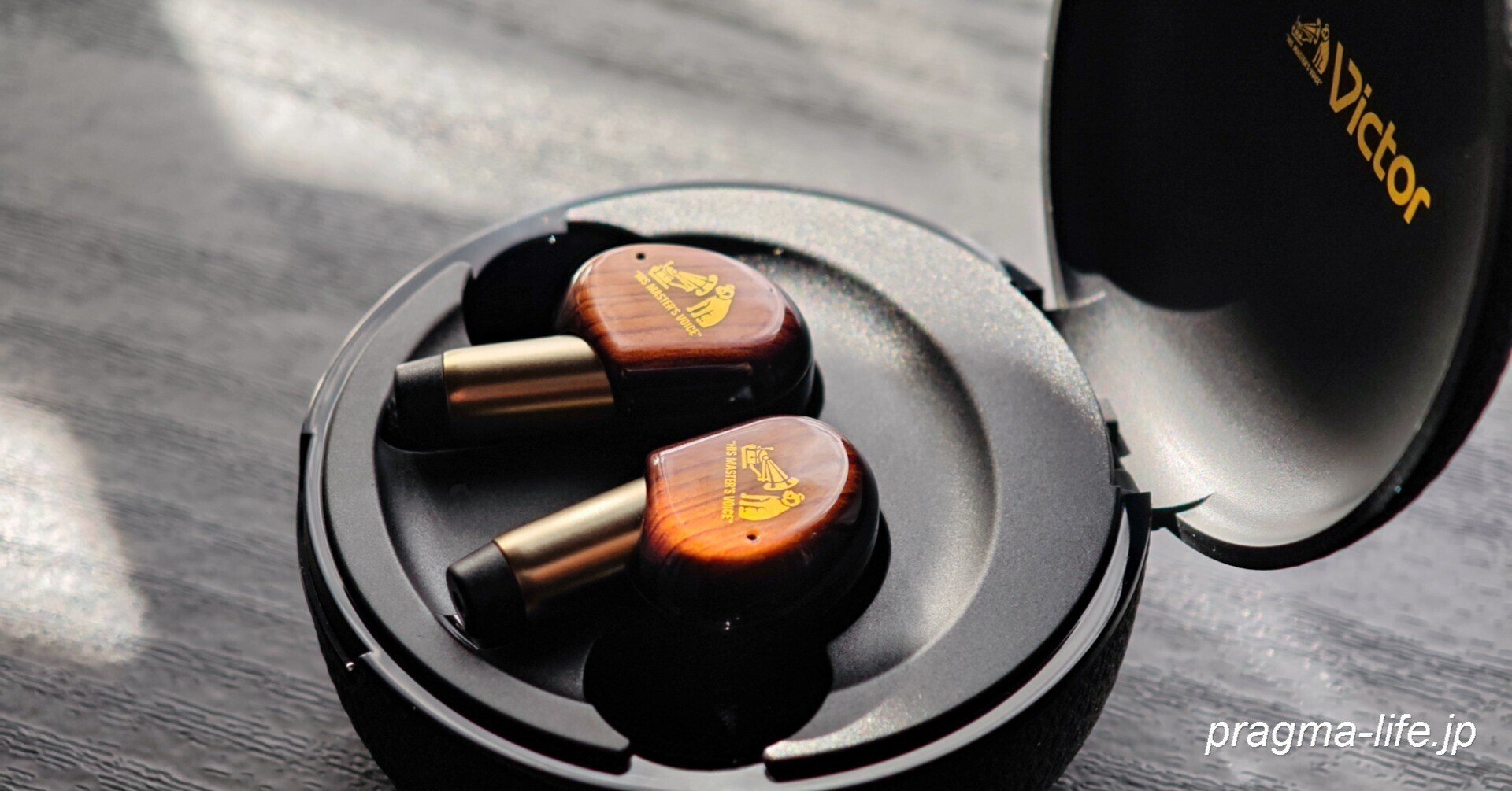 まるで「耳につける楽器」。Victor WOOD Master レビュー。木が奏でる