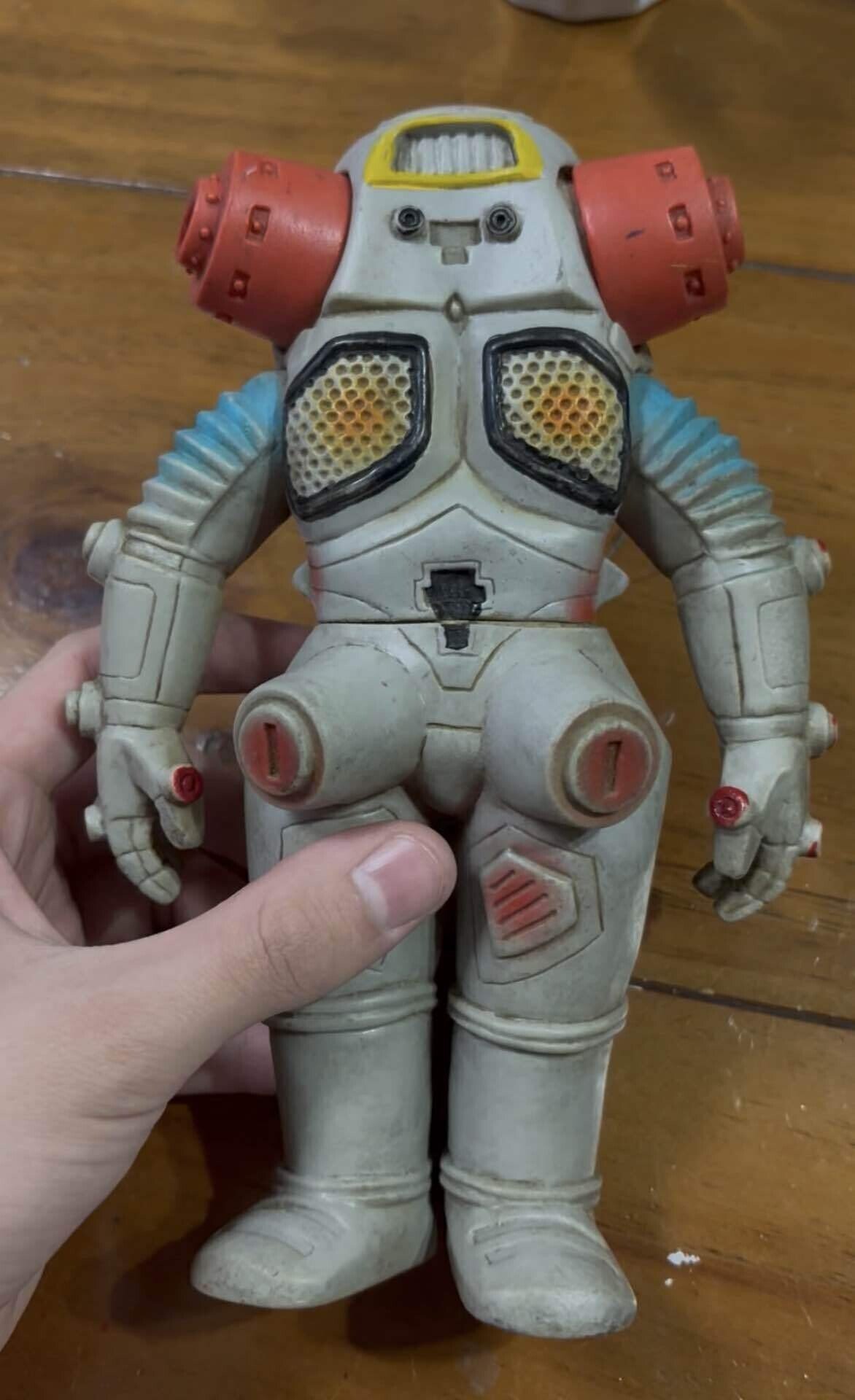 当時物！ ブルマァク 移行期 キングジョーの修理｜自由なダム・ガン