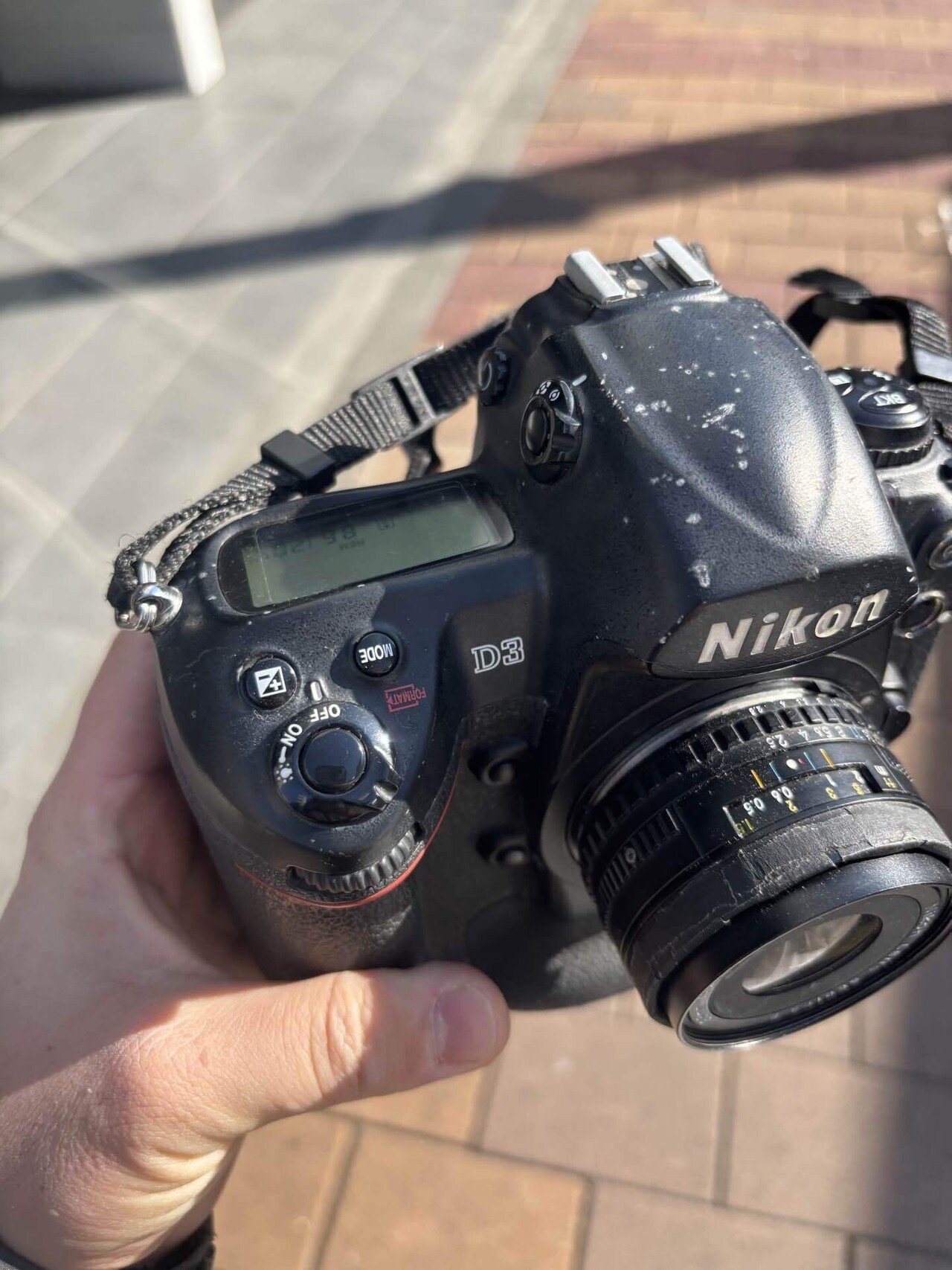 うちのNikon D3のシャッター回数は約150万回らしい。｜けいふ
