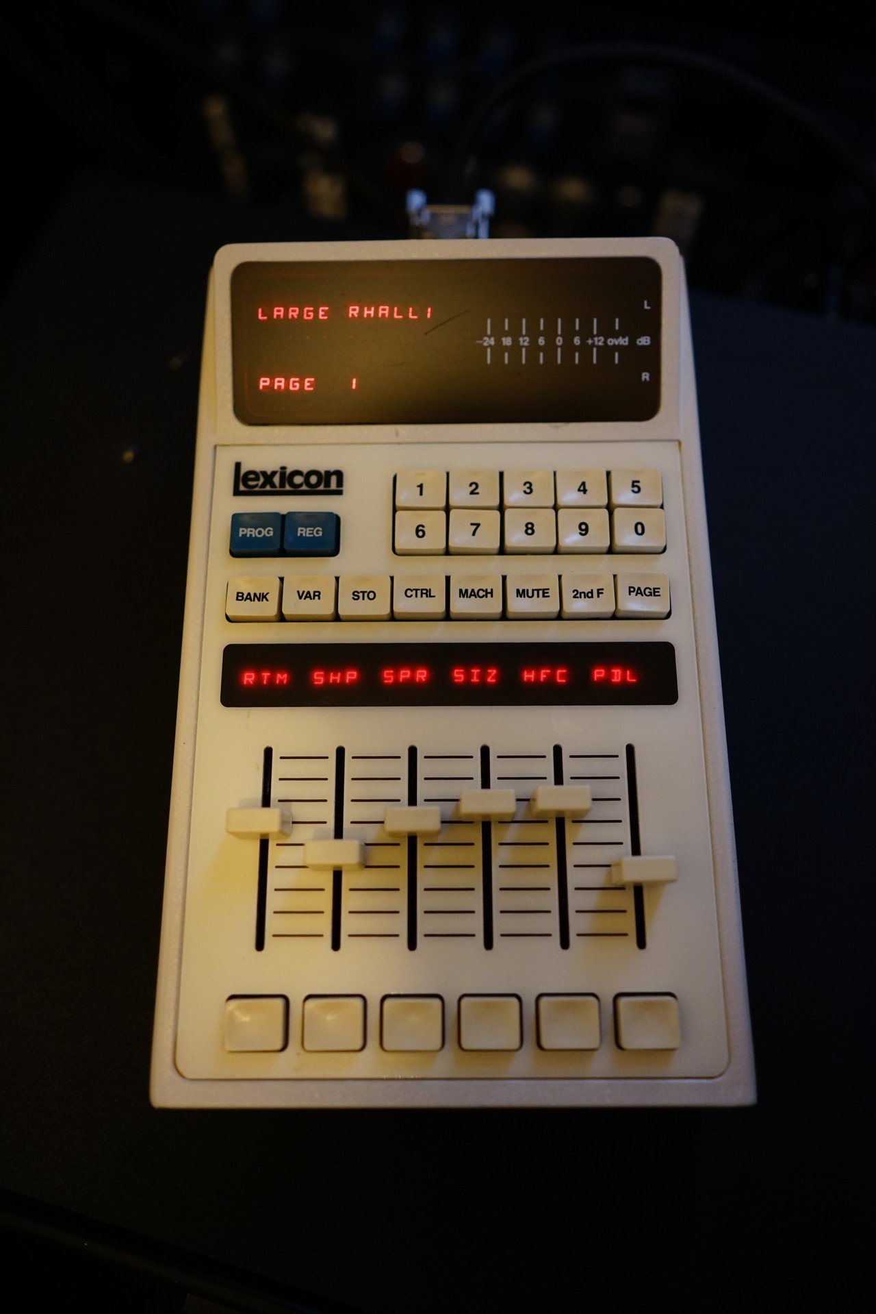 Lexicon 480L｜Rei Narita (成田玲)