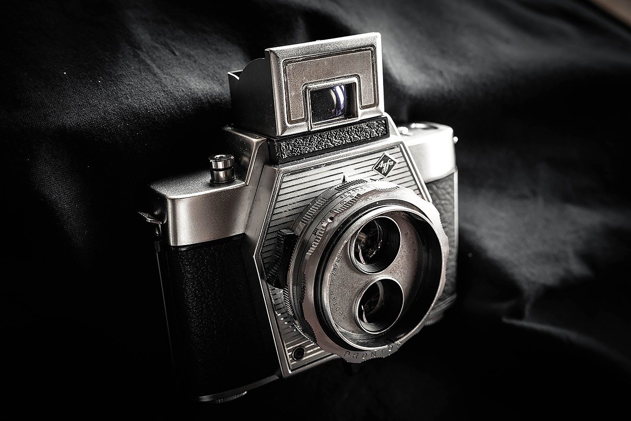 第64夜 よい子は、二眼を使いましょう｜いいじま もとお / Snap