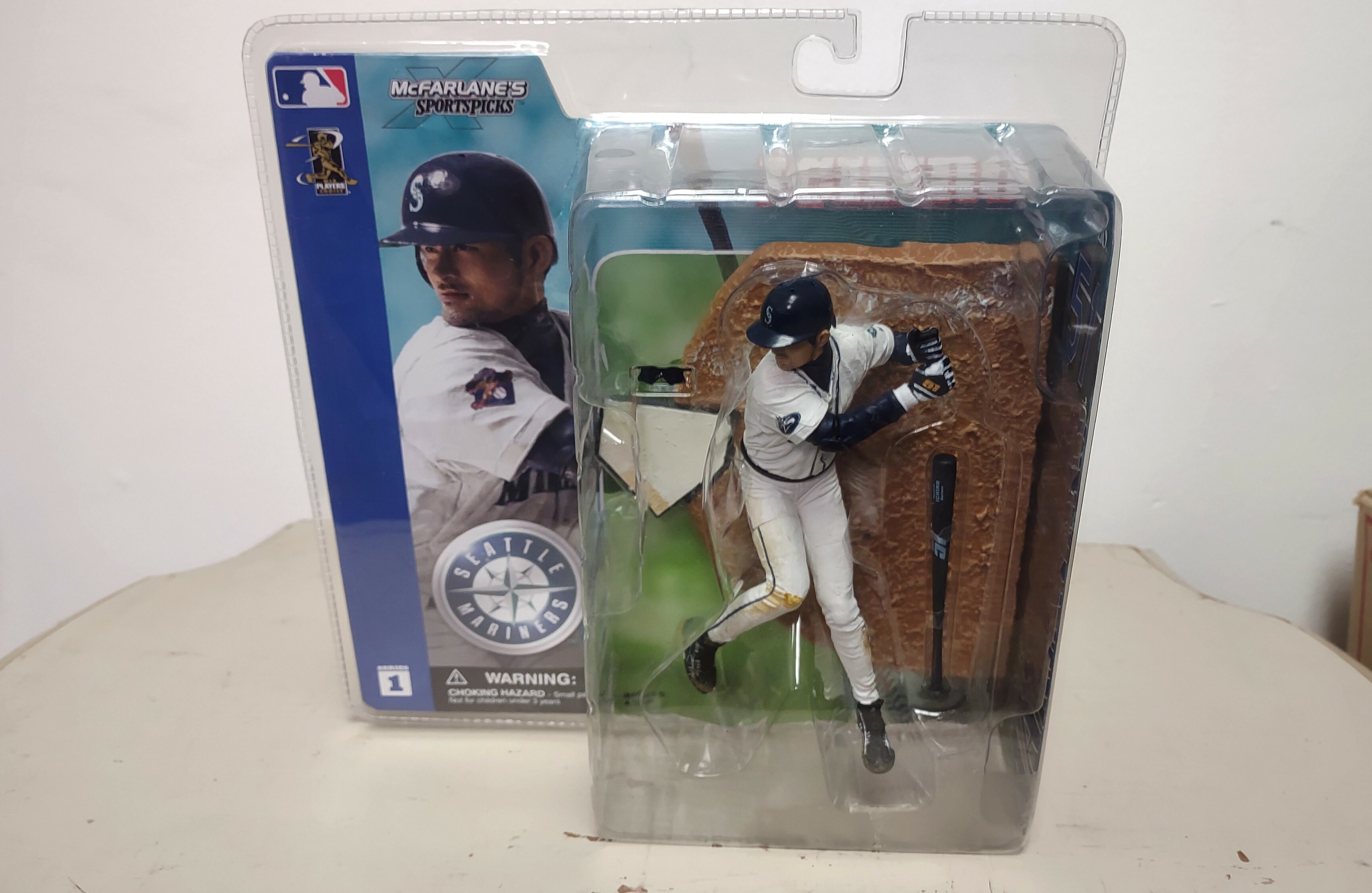 2002 McFarlane Sportspicks Series 1 ICHIRO SUZUKI Rookie Action