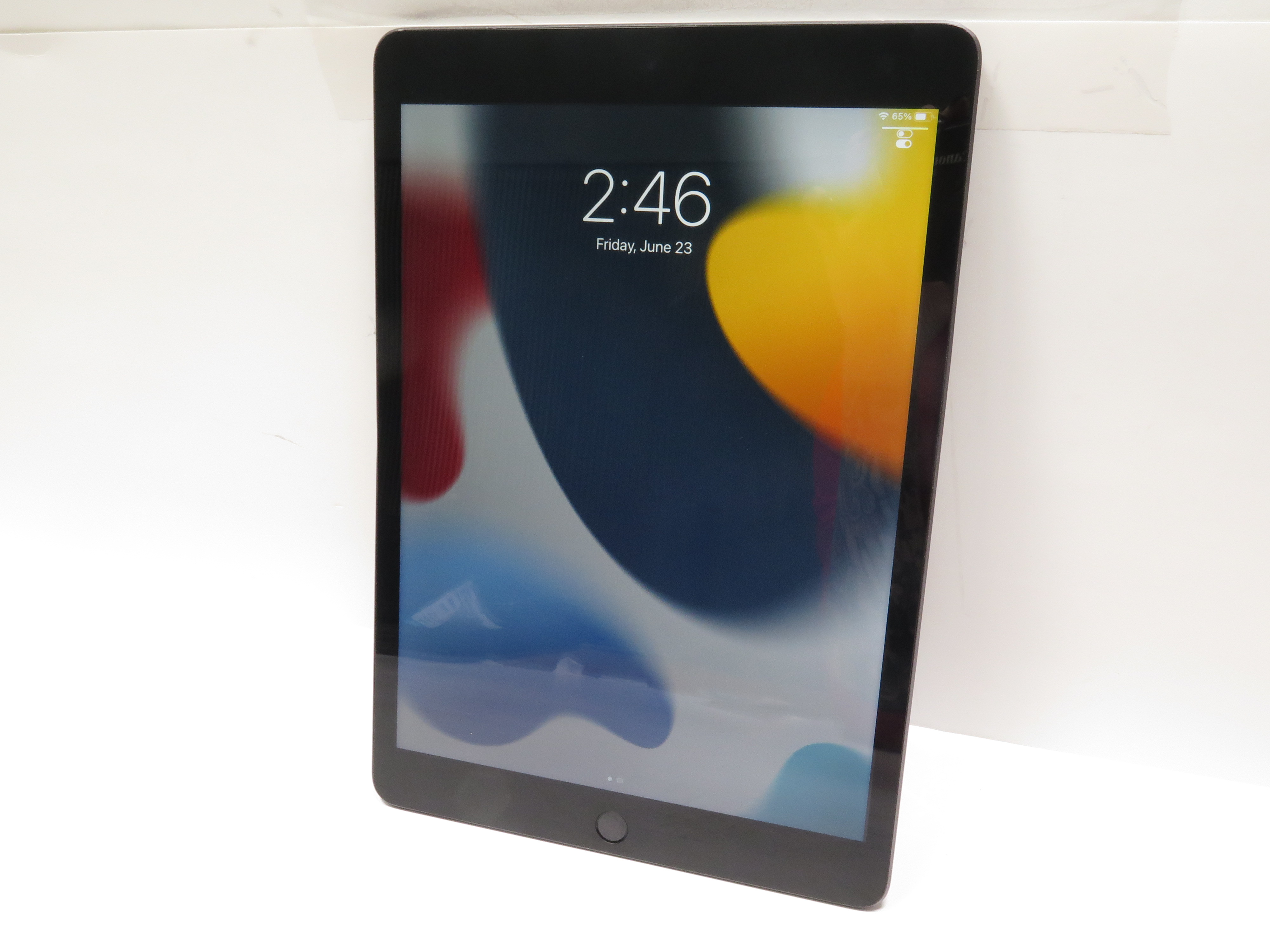 Apple MK2K3LL/A iPad 9th Generation 64GB WiFi 10.2