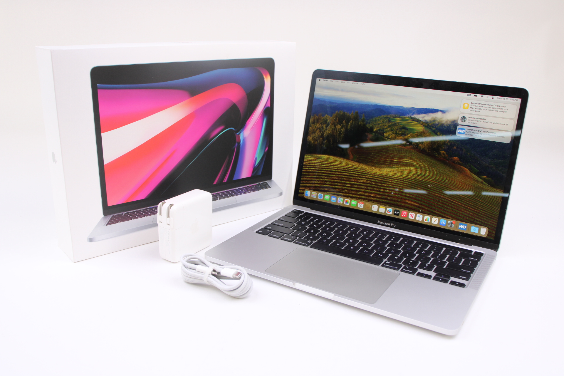 Apple MacBook Pro 2020 MYDC2LL/A Apple M1 Chip 3.2GHz 8GB RAM