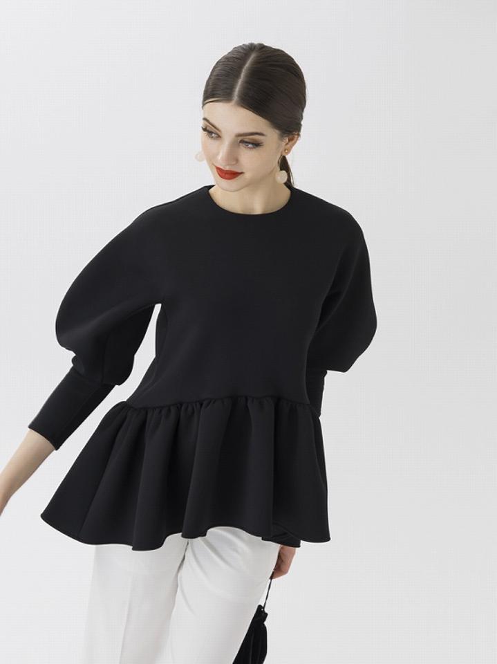 TSURU by Mariko Oikawa(ツルバイマリコオイカワ)の「Kirill」 - PARTE