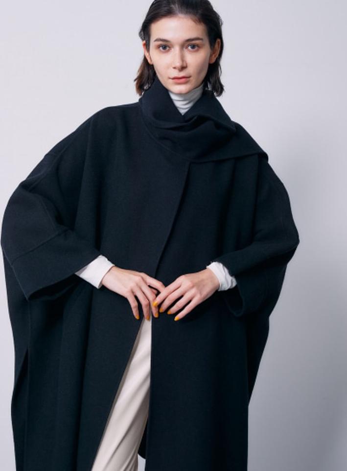 STUNNING LURE(スタニングルアー)の「ストールポンチョコート」 - PARTE