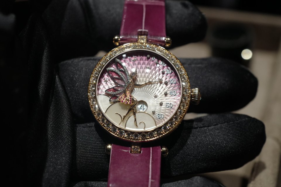 ヴァン クリーフ＆アーペルが 2023年新作時計を発表～ Watches&Wonders