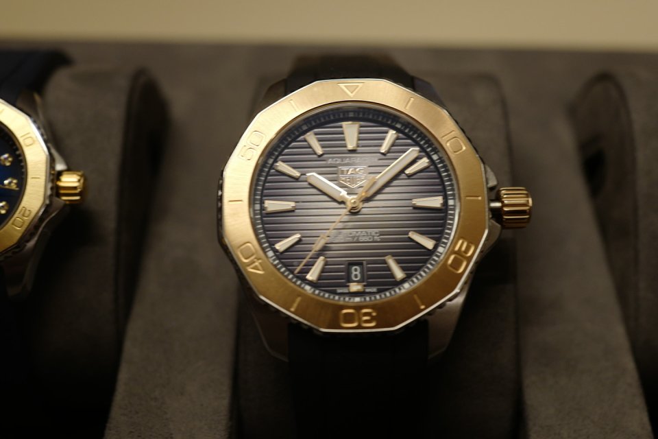 タグ・ホイヤーの新作「タグ・ホイヤー アクアレーサー