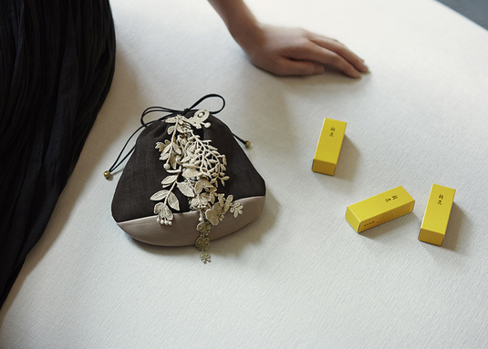 新栗まつり～「ミナ ペルホネン」デザインの商品を販売いたします