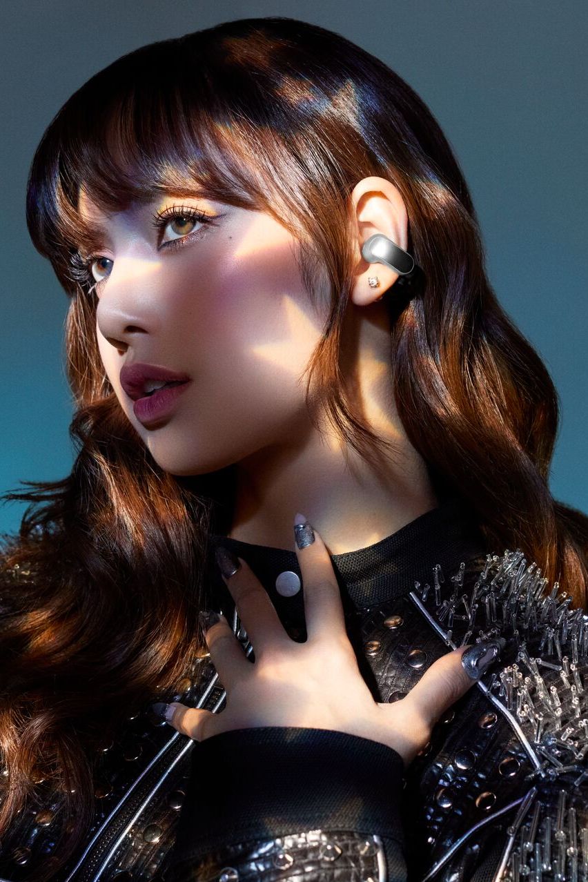 BLACKPINK's Lisa x Bose Ultra Open Earbuds: Review | Teen Vogue