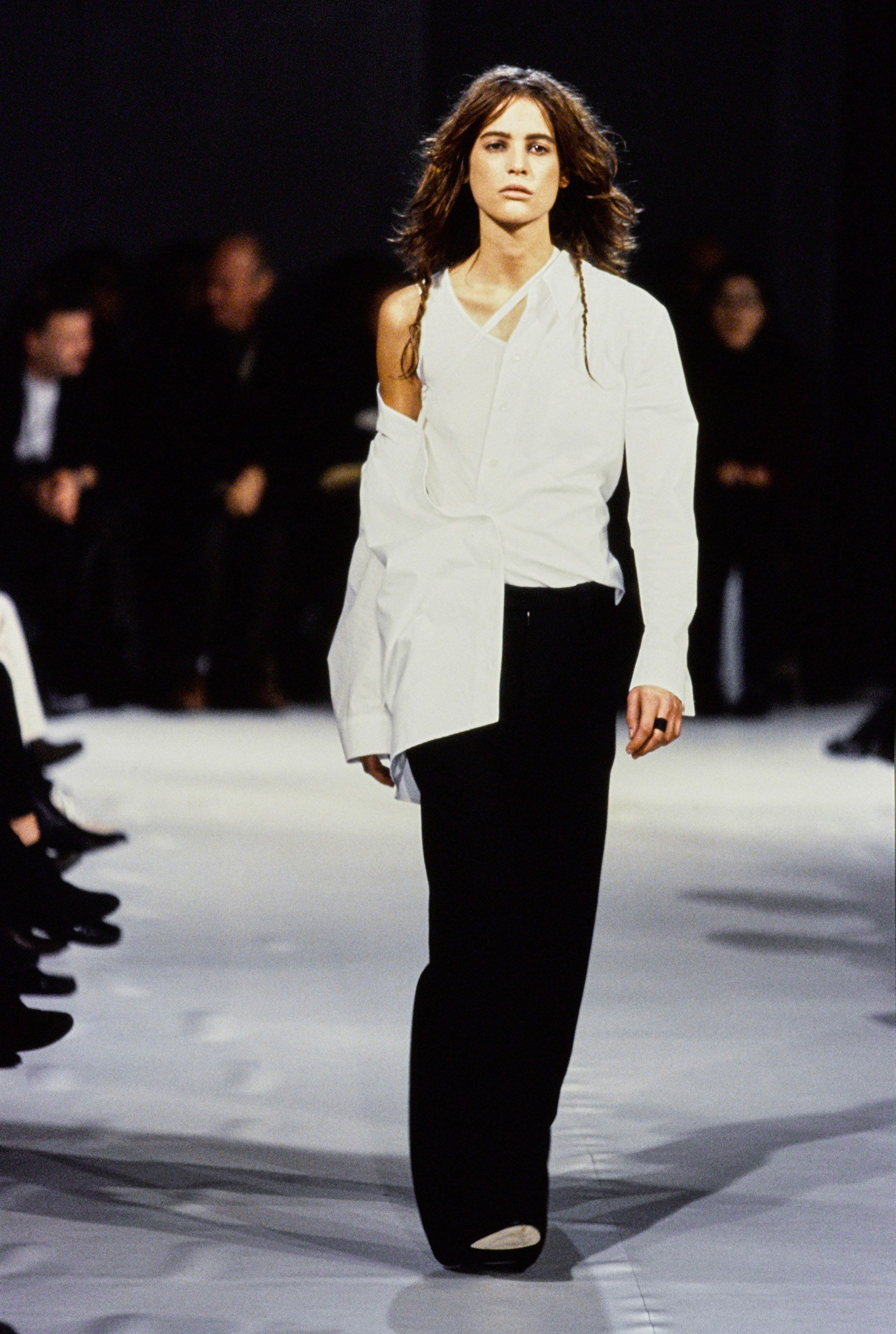 Ann Demeulemeester Spring 1997 Ready-to-Wear Fashion Show | Vogue