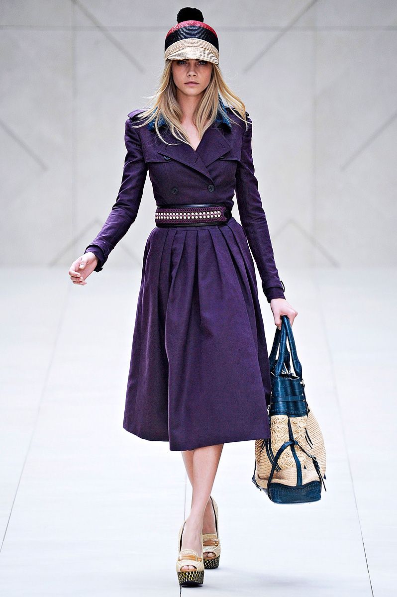 Burberry Prorsum Spring 2012 — Runway Photo Gallery — Vogue | Vogue