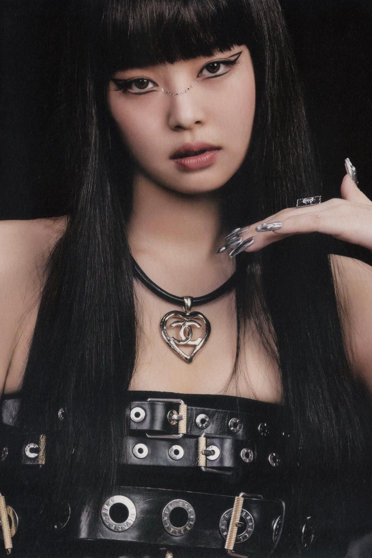 Blackpink's Jennie wore a mini dress made entirely of belts — see