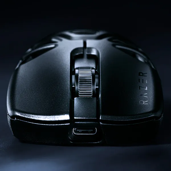 High-End Wireless Gaming Mouse – Razer Viper Mini Signature