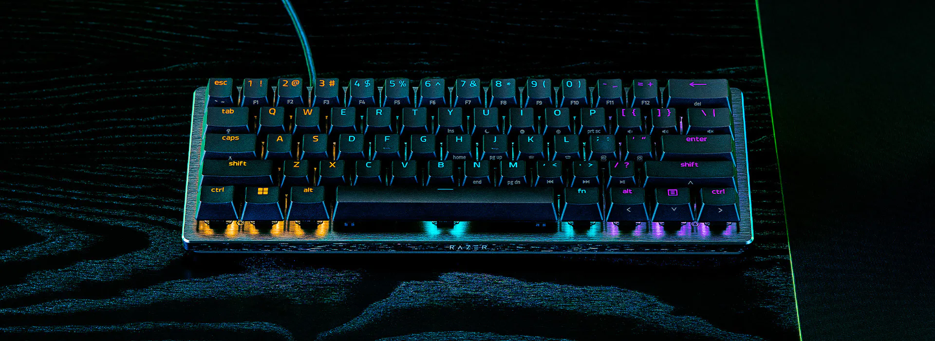 プロ向けのコンパクトな 60% キーボード - Razer Huntsman V3 Pro Mini