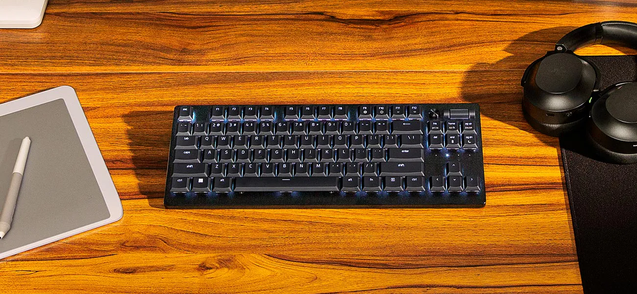 超スリムなワイヤレスキーボード - Razer DeathStalker V2 Pro | Razer