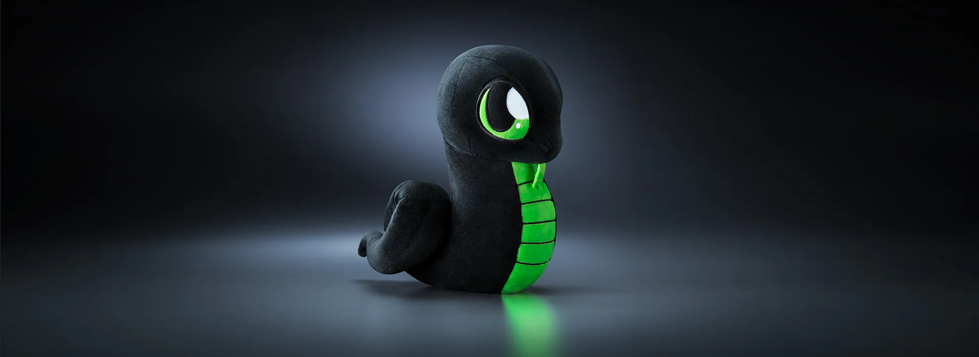 LED ネオンゲーミングライト - Razer Sneki Snek Wall Light | Razer 日本