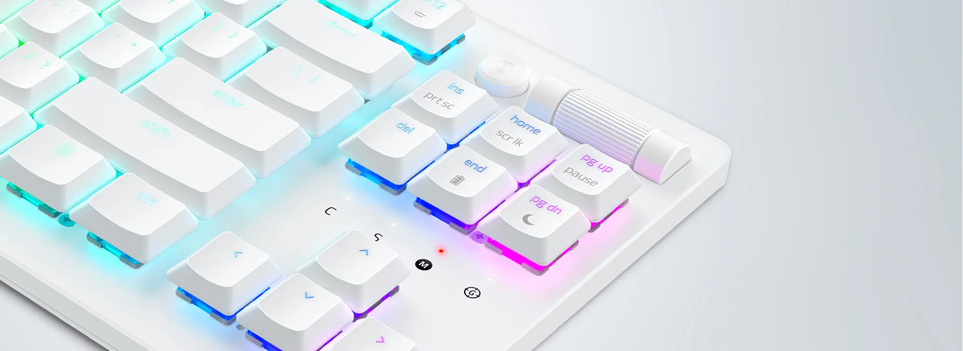 超スリムなワイヤレステンキーレスキーボード - DeathStalker V2 Pro