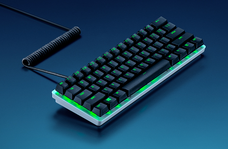 キーボードのキー交換 - Razer PBT キーキャップ + コイルケーブル