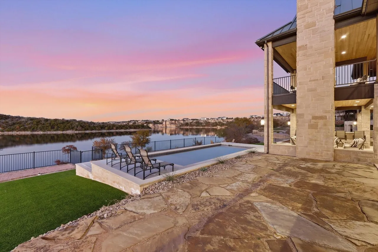 7105 W Hells Gate Dr, Strawn, TX 76475 [Updated 2/20]