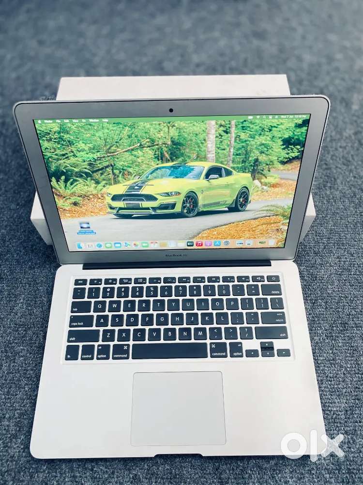 MacBook Air (13-inch, 2017,8/128SSD) with box - Computers