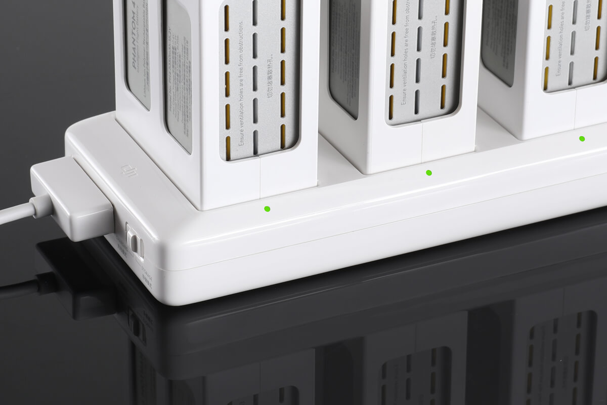 DJI Phantom 4 シリーズ バッテリー充電ハブ | APEXストア