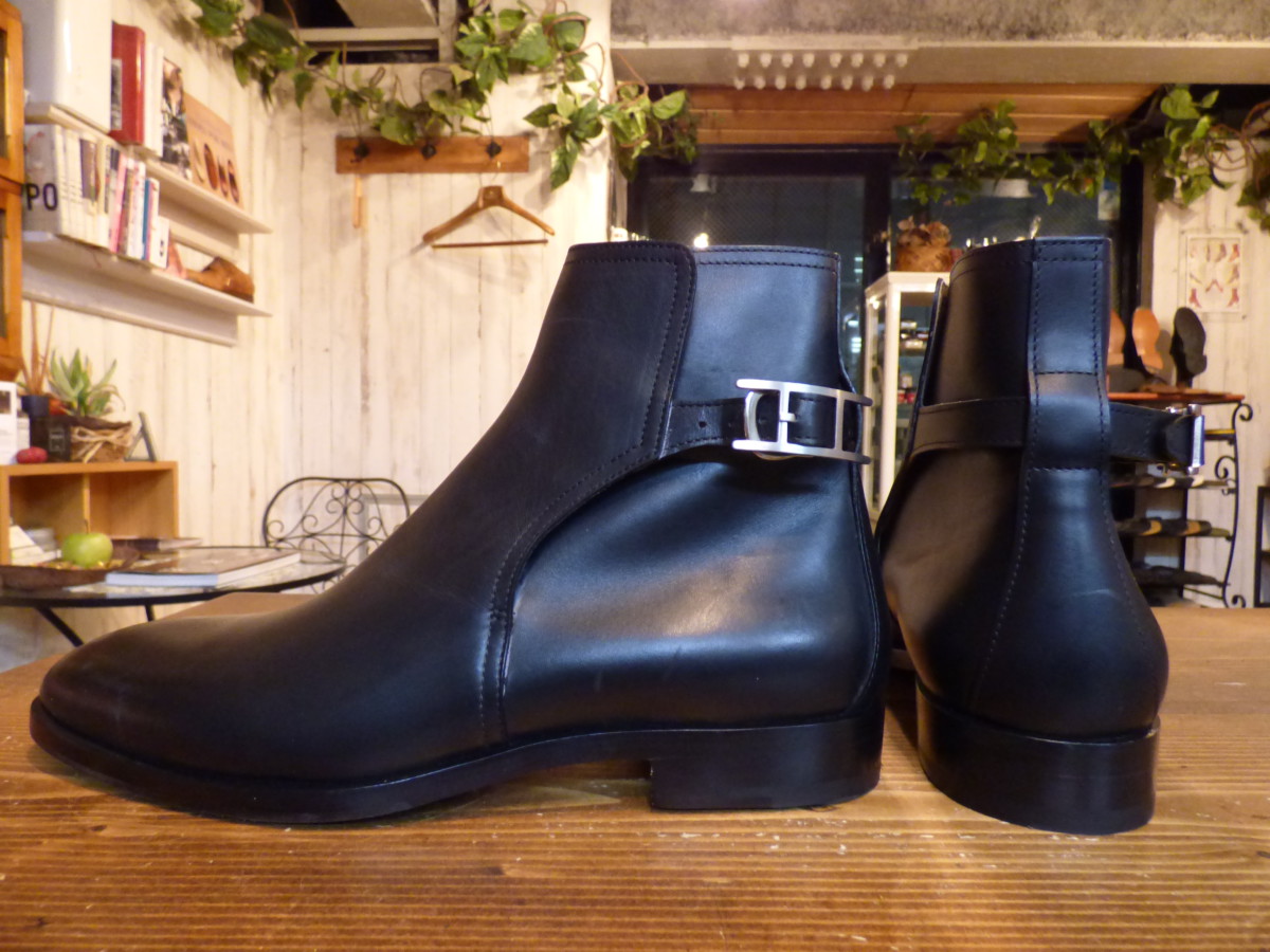 HERMES（エルメス）ジョッパーブーツを脱ぎ履きしやすいようにS字金具