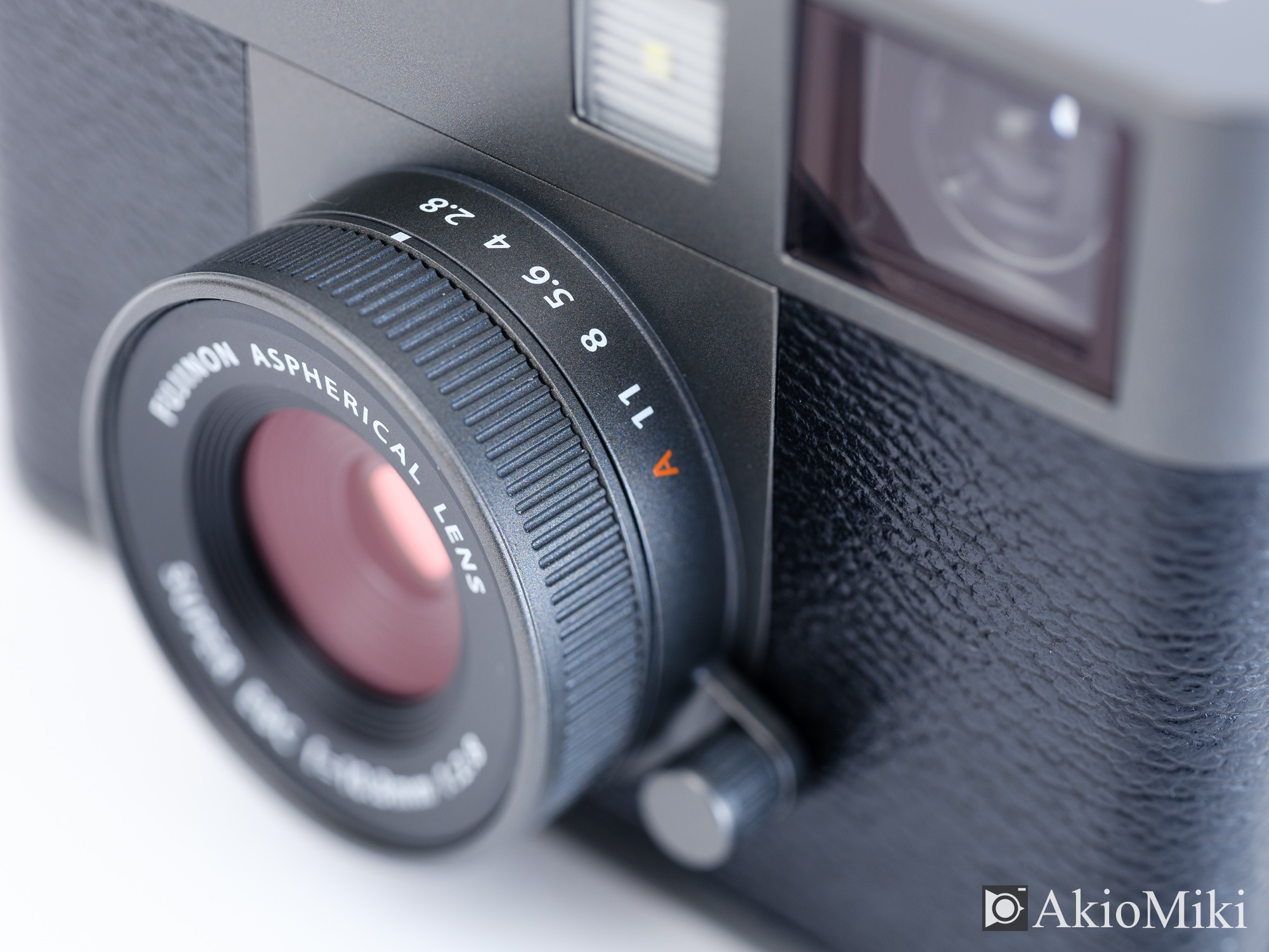 美品】FUJIFILM Xhalf ブラック 撮影1000回 Amazon.co.jp: FUJIFILM X