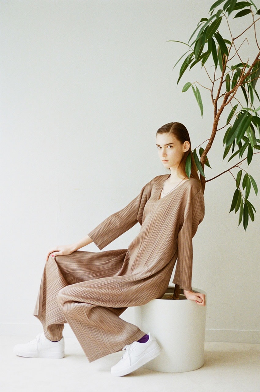 リラックスでクラッシー。私たちの毎日に、プリーツ プリーズ イッセイ