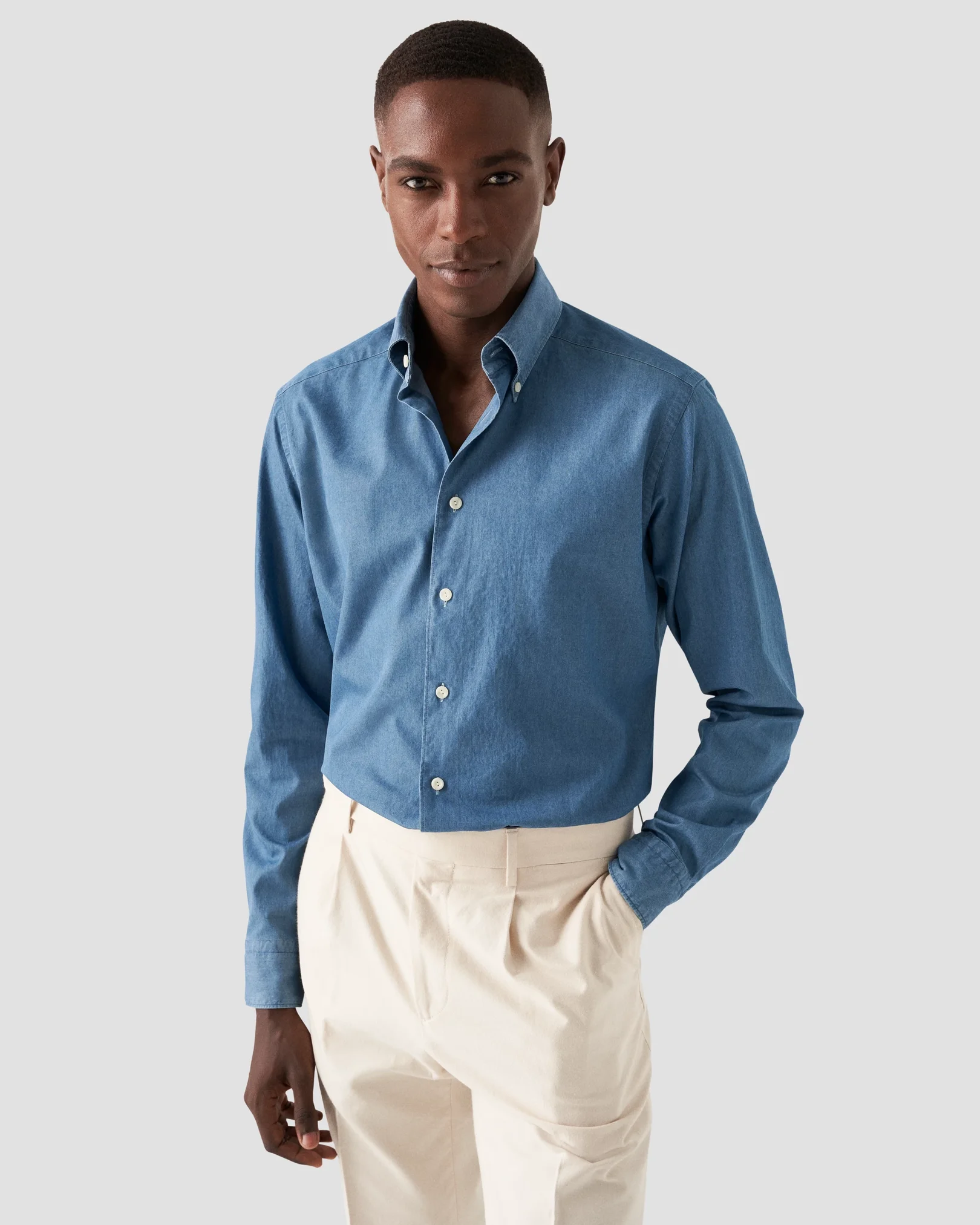 ミッドブルー 軽量 デニムシャツ - ボタンダウンカラー - Eton