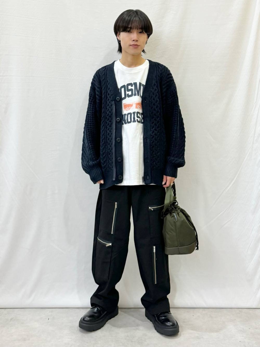 ケーブルカーディガン UNDERCOVER、グラフィックT UNDERCOVER 1」の