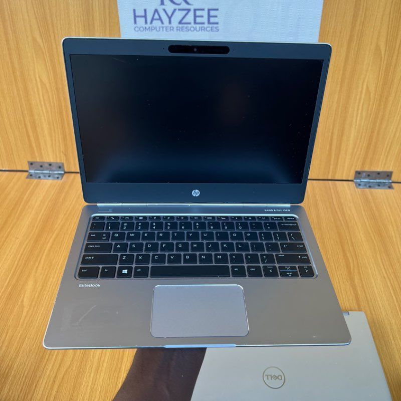 Hp Elitebook Folio G1 | Intel Core m5 (4CPUs) | 8GB RAM - 256GB SSD
