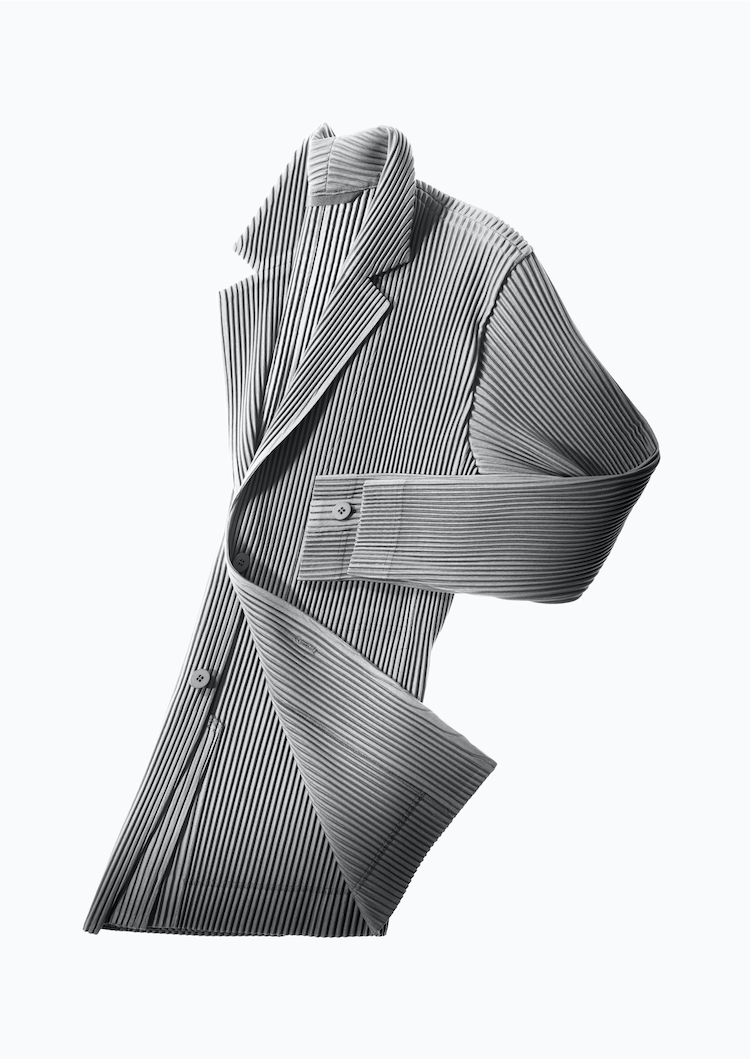 オム プリッセ イッセイ ミヤケ」が最新ストアを六本木に新オープン