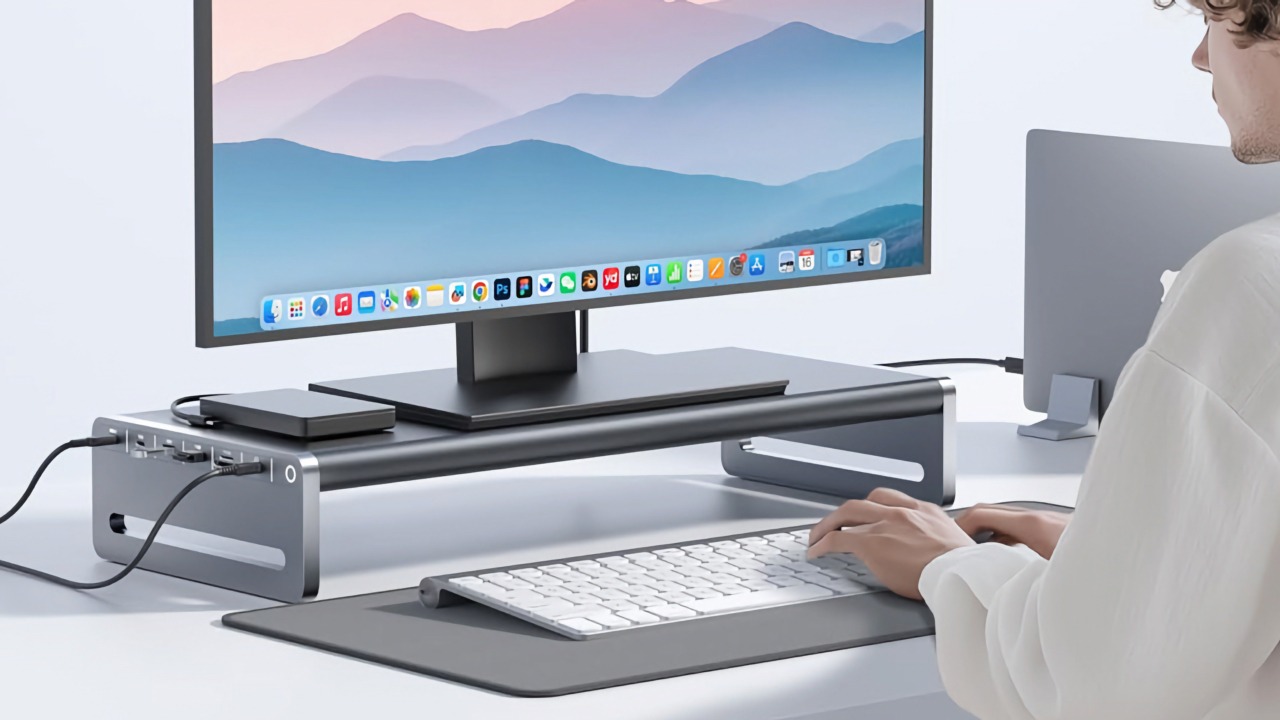 Anker Japan、USB-A/-Cや4K60Hz対応のHDMIポート、microSD/SDカード