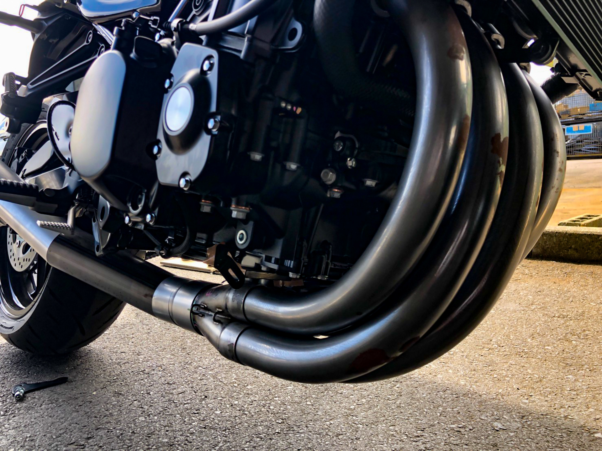 ≪Z900RS専用 マフラー≫の開発 -機械加工編- | 開発情報 | ARCHI