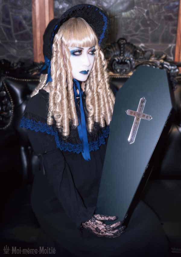 Moi-meme-Moitie◇モワティエMana写真集◇Magnifique en france Moi