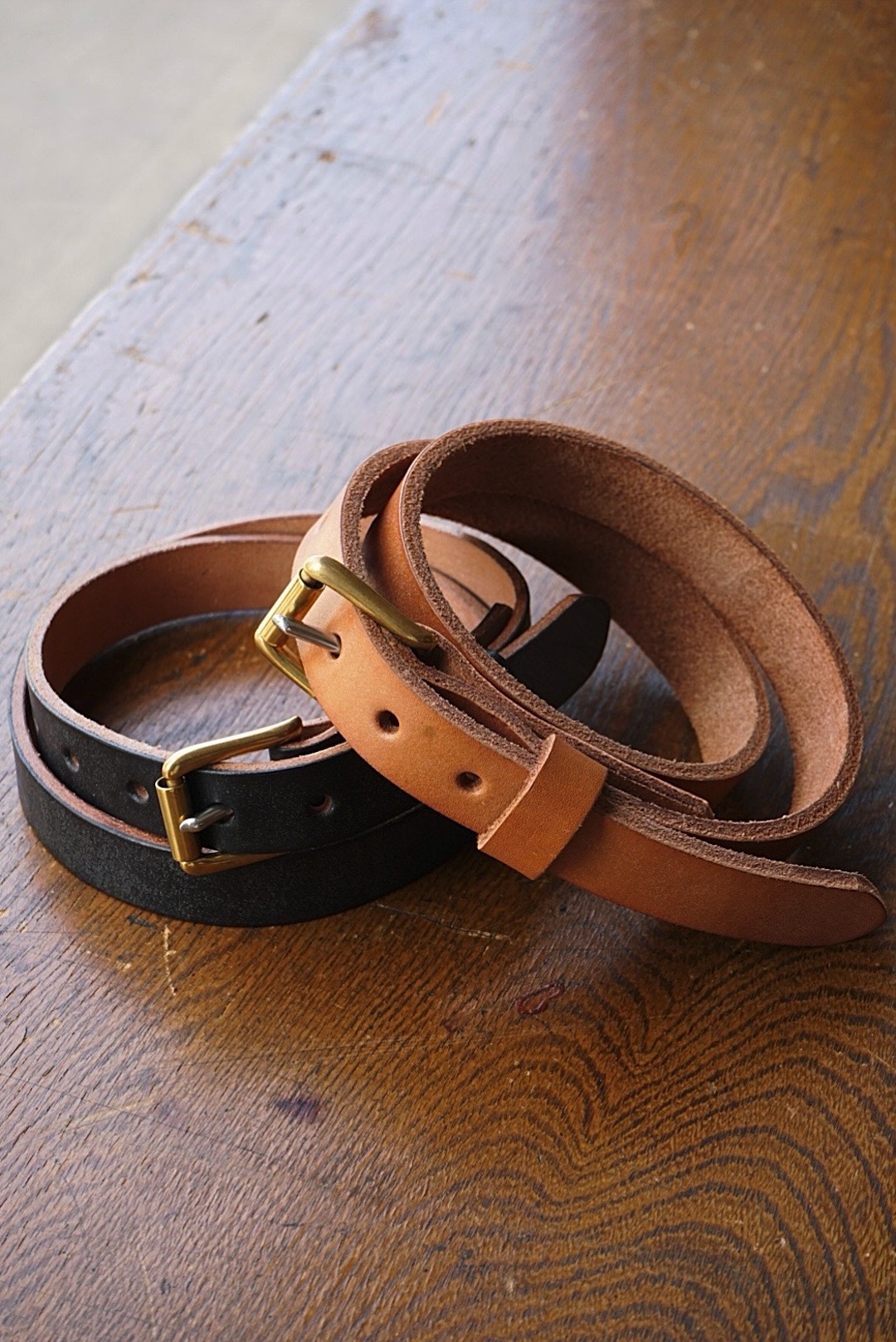 CHARLIE BORROW 5mm OAK Bark Full Grain Leather Belt、Key Clip